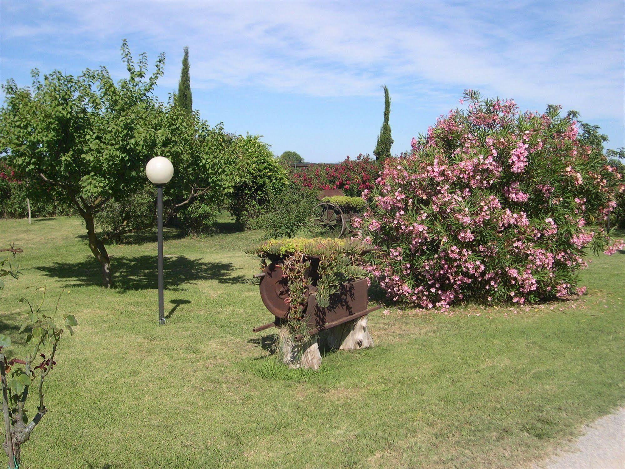 Locanda Le Mandriane Albinia Exterior photo